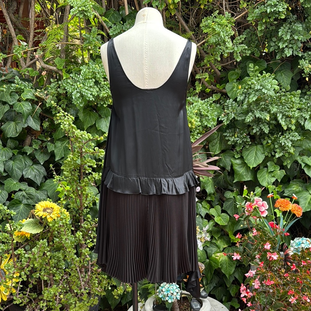 Stella McCartney Elegant Black Sleeveless Dress Sz.38 - Picture 4 of 7